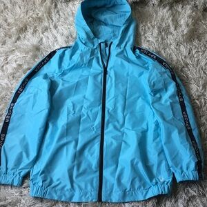 SPYDER Womens size MEDIUM LIGHT WINDBREAKER HOODIE JACKET NEW